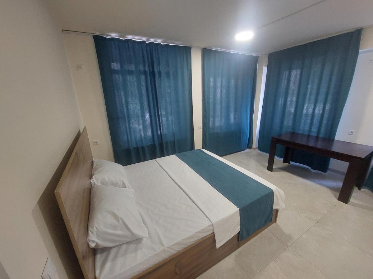The Best Hotel-Hostel Yerevan Bagian luar foto